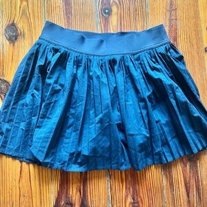 LULU LEMON varsity high rise tennis skirt